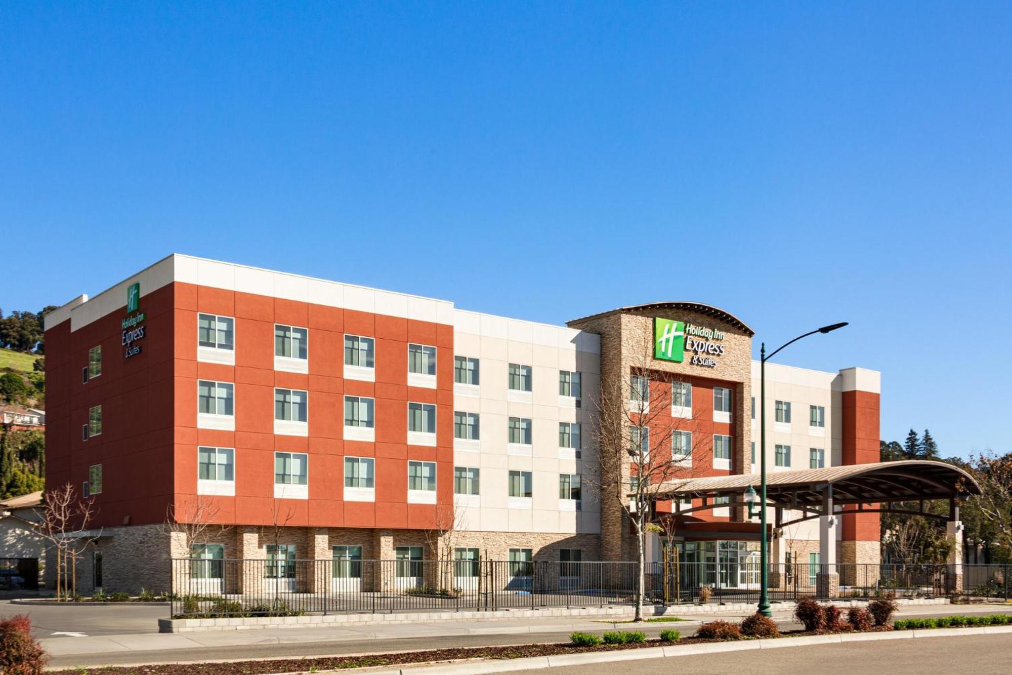 Holiday Inn Express & Suites Hayward - Castro Valley By Ihg Экстерьер фото