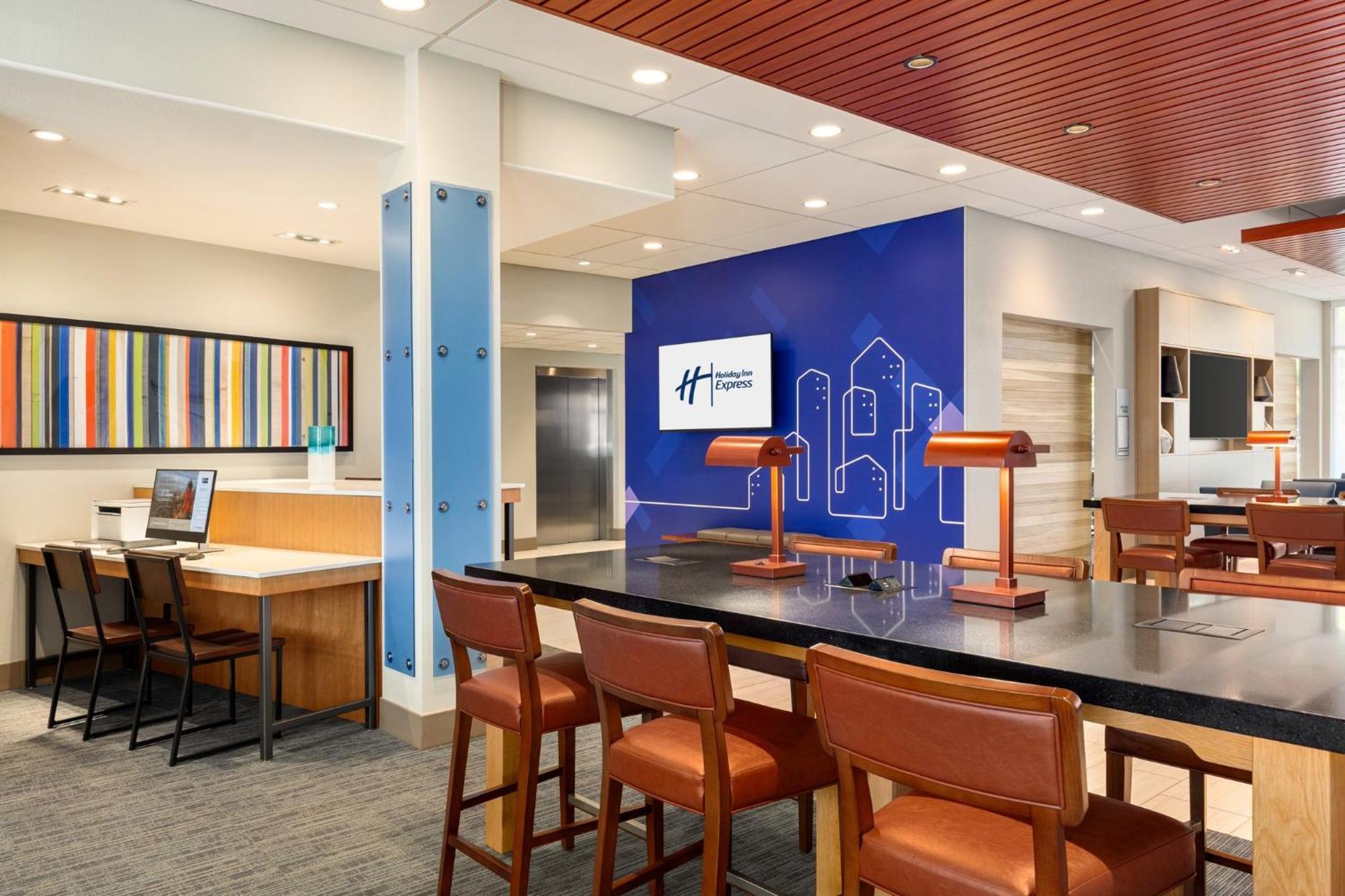 Holiday Inn Express & Suites Hayward - Castro Valley By Ihg Экстерьер фото